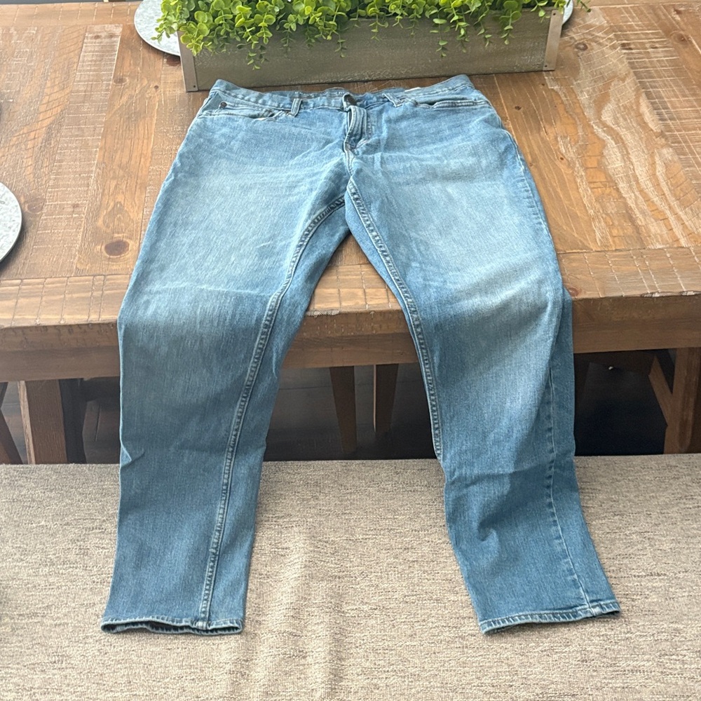 Old Navy Men's Light Blue Slim Straight Jeans
